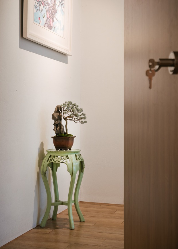 Ngôi nhà được cải tạo theo phong cách Viên lâm Á Đông: Ít đồ đạc, ít trang trí và ít màu sắc, sáng thoáng đặt làm đầu - Ảnh 13.