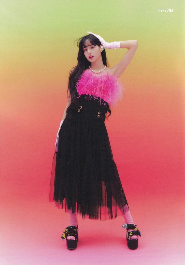 Knet đoán Lisa sẽ không tái ký hợp đồng với BLACKPINK, ai ngờ bị phản pháo: Vì có 4 người nên mới đi được đến giờ - Ảnh 4.