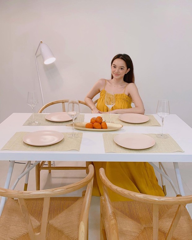 Kaity Nguyễn khoe bộ bàn ăn 12 triệu xinh phát hờn, ai cần sắm cho Tết nên tia gấp - Ảnh 1. Kaity Nguyễn khoe bộ bàn ăn 12 triệu xinh phát hờn, ai cần sắm cho Tết nên tia gấp - Ảnh 1.