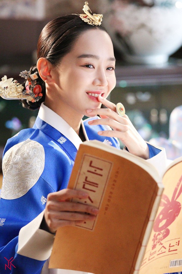Netizen truyền tai nhau cái kết của Mr. Queen: Tất cả chỉ là mơ, nghe có tức không cơ chứ! - Ảnh 2. Netizen truyền tai nhau cái kết của Mr. Queen: Tất cả chỉ là mơ, nghe có tức không cơ chứ! - Ảnh 2.