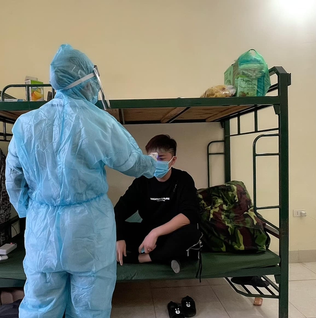 Minh Vương nhận kết quả âm tính lần 1 với Covid-19, tiết lộ tình trạng sức khoẻ và cảm xúc hiện tại sau 3 ngày cách ly tập trung - Ảnh 5. Minh Vương nhận kết quả âm tính lần 1 với Covid-19, tiết lộ tình trạng sức khoẻ và cảm xúc hiện tại sau 3 ngày cách ly tập trung - Ảnh 5.