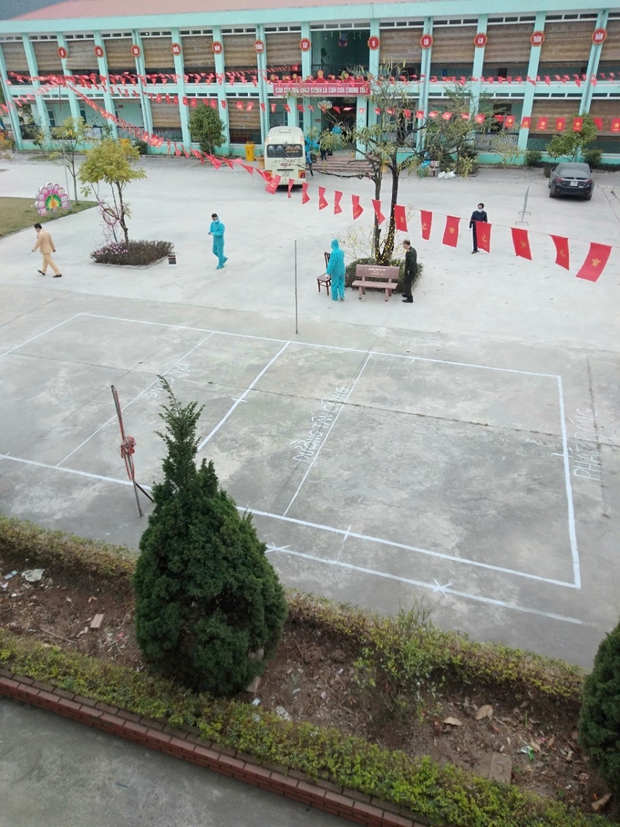 Nhật ký xúc động của người mẹ ở cùng con trong khu cách ly - Ảnh 2. Nhật ký xúc động của người mẹ ở cùng con trong khu cách ly - Ảnh 2.