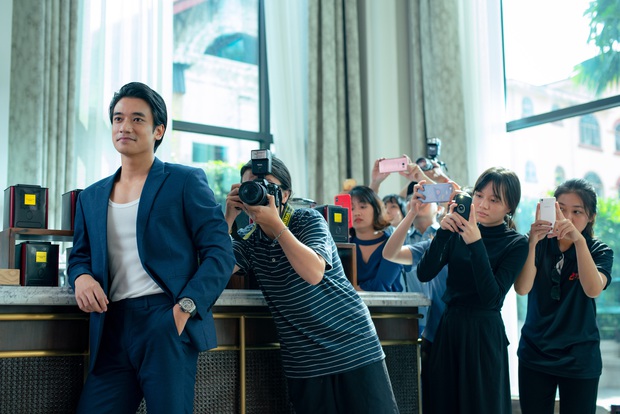 Trúc Anh tay ôm búp bê bùa ngải đậm chất Kẻ hủy diệt, mắt thì đằng đằng sát khí ở poster Thiên Thần Hộ Mệnh - Ảnh 6.