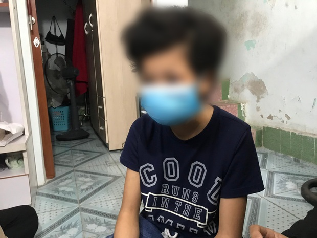 Khởi tố bị can vụ cháu bé 12 tuổi bị mẹ bạo hành, người tình của mẹ cưỡng bức - Ảnh 2. Khởi tố bị can vụ cháu bé 12 tuổi bị mẹ bạo hành, người tình của mẹ cưỡng bức - Ảnh 2.