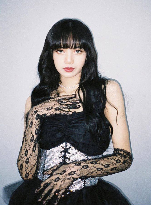 Trong khi sao khác bị la ó, BLACKPINK lại được khen tới tấp khi theo trend diện nội y: Chẳng phô phang mà sang vô cùng! - Ảnh 6.