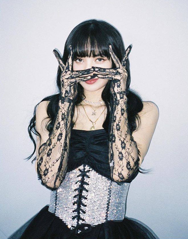 Trong khi sao khác bị la ó, BLACKPINK lại được khen tới tấp khi theo trend diện nội y: Chẳng phô phang mà sang vô cùng! - Ảnh 7.