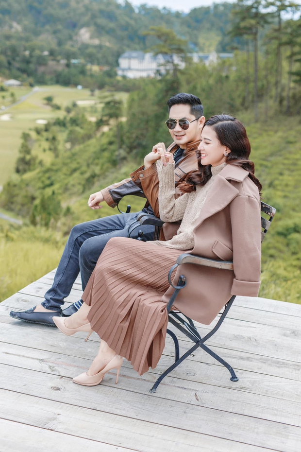 Minh Luân bất ngờ công khai bạn gái, Quyền Linh - Hồng Vân và cả dàn sao Vbiz đều ồ ạt chúc mừng - Ảnh 4. Minh Luân bất ngờ công khai bạn gái, Quyền Linh - Hồng Vân và cả dàn sao Vbiz đều ồ ạt chúc mừng - Ảnh 4.