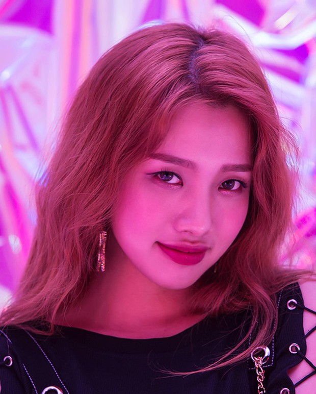 Từng có 2 idol người Việt debut cùng lúc trong 2 nhóm nhạc Kpop, gây xôn xao một thời nhưng giờ số phận ra sao? - Ảnh 4. Từng có 2 idol người Việt debut cùng lúc trong 2 nhóm nhạc Kpop, gây xôn xao một thời nhưng giờ số phận ra sao? - Ảnh 4.