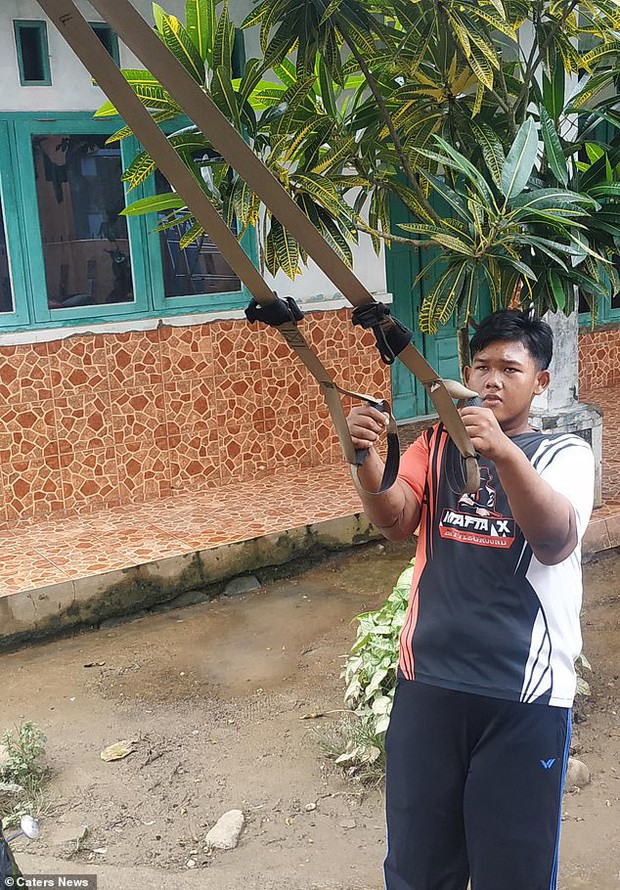 Cậu bé béo nhất thế giới nặng gần 200kg gây choáng với ngoại hình mới chỉ sau 4 năm giảm cân, nhìn hình không ai dám tin là cùng một người - Ảnh 7. Cậu bé béo nhất thế giới nặng gần 200kg gây choáng với ngoại hình mới chỉ sau 4 năm giảm cân, nhìn hình không ai dám tin là cùng một người - Ảnh 7.