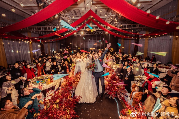 Hai bên cùng cưới - trào lưu kết hôn như ly hôn ở Trung Quốc: Cuộc sống nhân đôi, giới trẻ giãy giụa trong vũng lầy tham vọng của gia đình - Ảnh 1.
