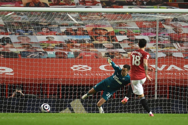 Marcus Rashford tỏa sáng giúp MU hạ Newcastle và nuôi hy vọng bám đuổi Man City - Ảnh 7. Marcus Rashford tỏa sáng giúp MU hạ Newcastle và nuôi hy vọng bám đuổi Man City - Ảnh 7.