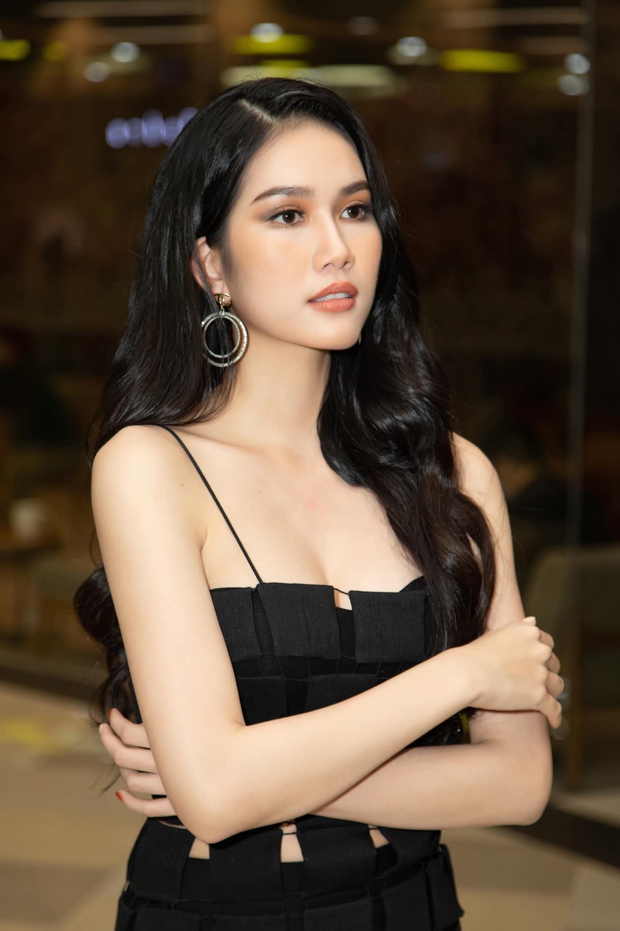 Á hậu Phương Anh bắn tiếng Anh vèo vèo trên sóng livestream, tự tin đối đáp với Giám đốc Miss International - Ảnh 7. Á hậu Phương Anh bắn tiếng Anh vèo vèo trên sóng livestream, tự tin đối đáp với Giám đốc Miss International - Ảnh 7.