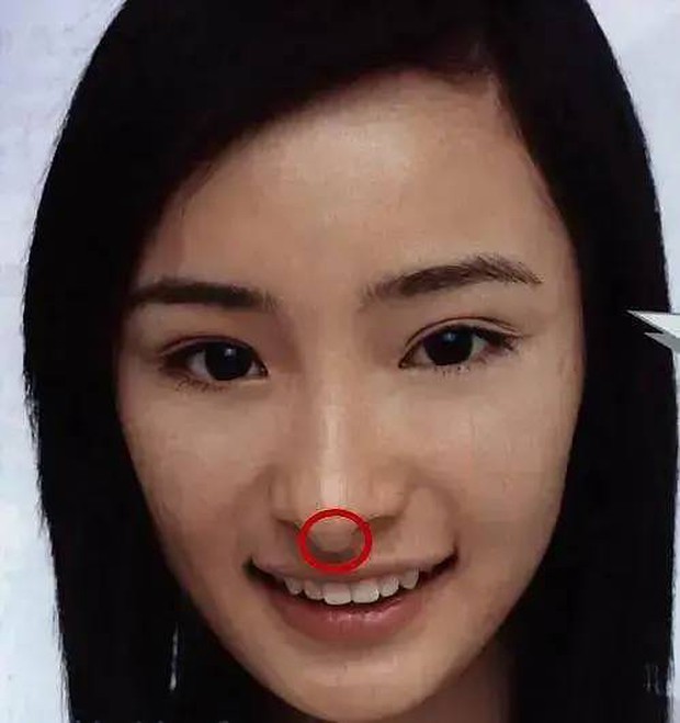 Dương Mịch bị Cnet soi chiếc mũi biến dạng: Lỗ mũi ngày càng lộ rõ, hình ảnh bây giờ khác hoàn toàn so với trước kia - Ảnh 4. Dương Mịch bị Cnet soi chiếc mũi biến dạng: Lỗ mũi ngày càng lộ rõ, hình ảnh bây giờ khác hoàn toàn so với trước kia - Ảnh 4.