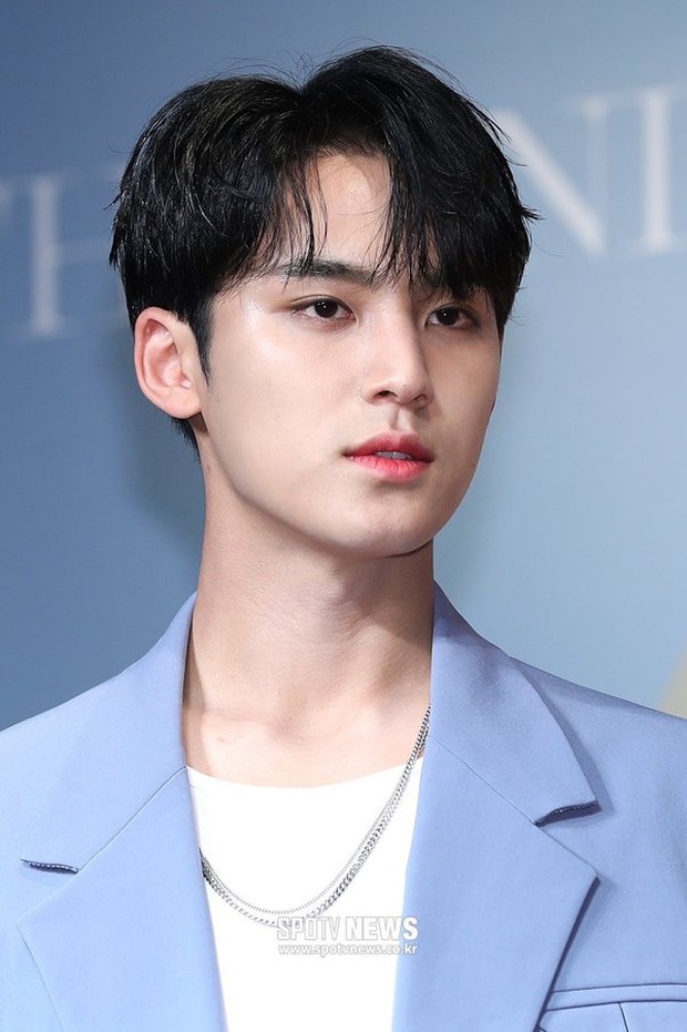 Chia sẻ của cựu trainee về việc các công ty tẩy trắng quá khứ idol hot trở lại giữa lúc Kpop loạn lạc vì hàng chục phốt bắt nạt học đường - Ảnh 2. Chia sẻ của cựu trainee về việc các công ty tẩy trắng quá khứ idol hot trở lại giữa lúc Kpop loạn lạc vì hàng chục phốt bắt nạt học đường - Ảnh 2.