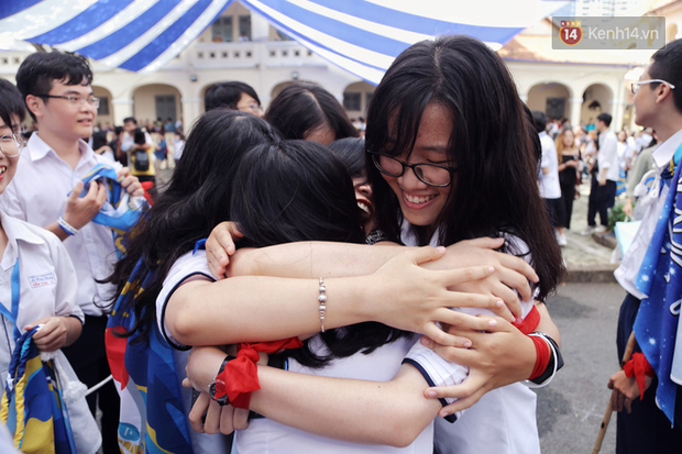 CHÍNH THỨC: Hà Nội chốt thời gian quay trở lại trường của học sinh, sinh viên - Ảnh 1.