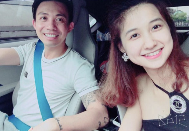 Yêu cầu toà tuyên bố “bà cả” mất tích, Minh Nhựa bị lục phát ngôn sợ “vợ 2” bỏ dù mình có nhiều tiền - Ảnh 3. Yêu cầu toà tuyên bố “bà cả” mất tích, Minh Nhựa bị lục phát ngôn sợ “vợ 2” bỏ dù mình có nhiều tiền - Ảnh 3.