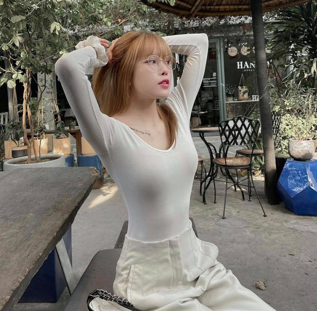 Thiều Bảo Trâm đăng ảnh cực xinh kèm caption gọn lỏn “gấu”!  - Ảnh 4.