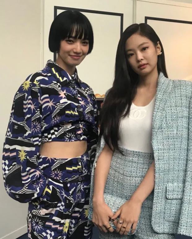 Nhan sắc dàn bạn gái quá hot của G-Dragon: Jennie át cả minh tinh Joo Yeon về độ sexy, 2 nàng thơ Nhật Bản khuynh đảo châu Á - Ảnh 47.