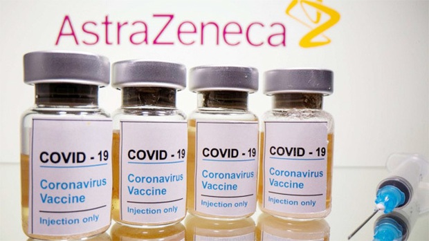 Lô vaccine phòng Covid-19 đầu tiên đã về đến Việt Nam - Ảnh 2.