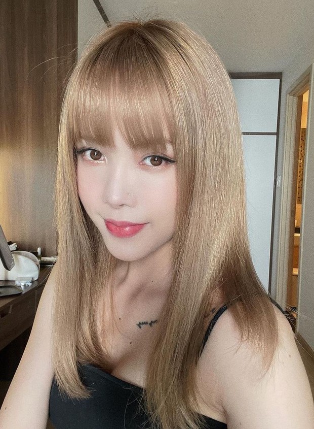 Động thái trái ngược của Sơn Tùng - Thiều Bảo Trâm giữa drama: Người im thin thít, người cứ 1-2 ngày lại “bão” ảnh - Ảnh 3. Động thái trái ngược của Sơn Tùng - Thiều Bảo Trâm giữa drama: Người im thin thít, người cứ 1-2 ngày lại “bão” ảnh - Ảnh 3.