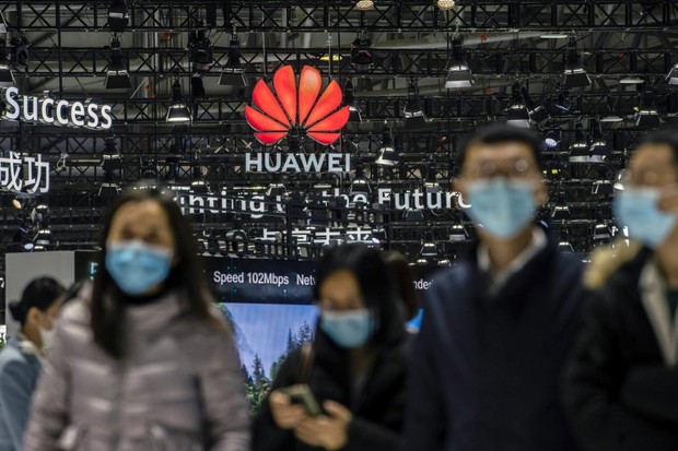Huawei muốn sản xuất sản phẩm hạng nhất từ linh kiện hạng ba - Ảnh 1.