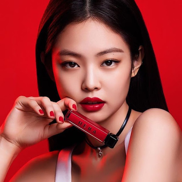 BLACKPINK đúng là người chơi hệ đại sứ: Thời trang, nước ngọt, quảng cáo 5G, nước xả vải, giờ làm cả đại sứ... biến đổi khí hậu! - Ảnh 18. BLACKPINK đúng là người chơi hệ đại sứ: Thời trang, nước ngọt, quảng cáo 5G, nước xả vải, giờ làm cả đại sứ... biến đổi khí hậu! - Ảnh 18.