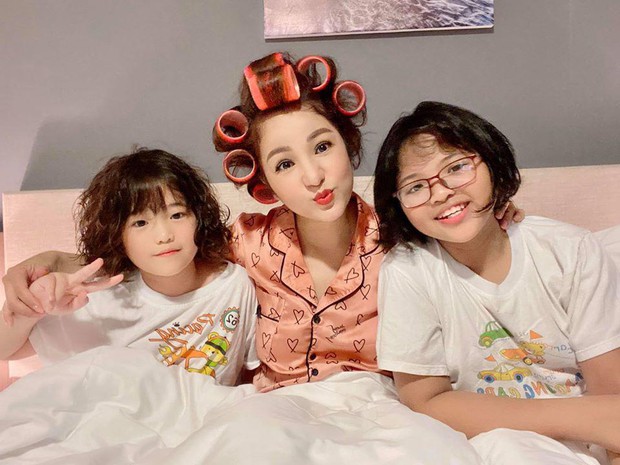 Con gái danh hài Thúy Nga: Học trường học phí siêu đắt đỏ, mới 10 tuổi đã làm một việc liều lĩnh khiến mẹ tự hào hết sức - Ảnh 2. Con gái danh hài Thúy Nga: Học trường học phí siêu đắt đỏ, mới 10 tuổi đã làm một việc liều lĩnh khiến mẹ tự hào hết sức - Ảnh 2.