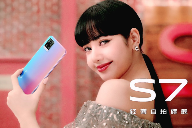 BLACKPINK đúng là người chơi hệ đại sứ: Thời trang, nước ngọt, quảng cáo 5G, nước xả vải, giờ làm cả đại sứ... biến đổi khí hậu! - Ảnh 30. BLACKPINK đúng là người chơi hệ đại sứ: Thời trang, nước ngọt, quảng cáo 5G, nước xả vải, giờ làm cả đại sứ... biến đổi khí hậu! - Ảnh 30.