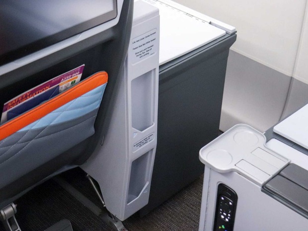 Bí mật ẩn sau 6 chiếc ghế luôn cháy vé của hãng hàng không Singapore Airlines - Ảnh 6.