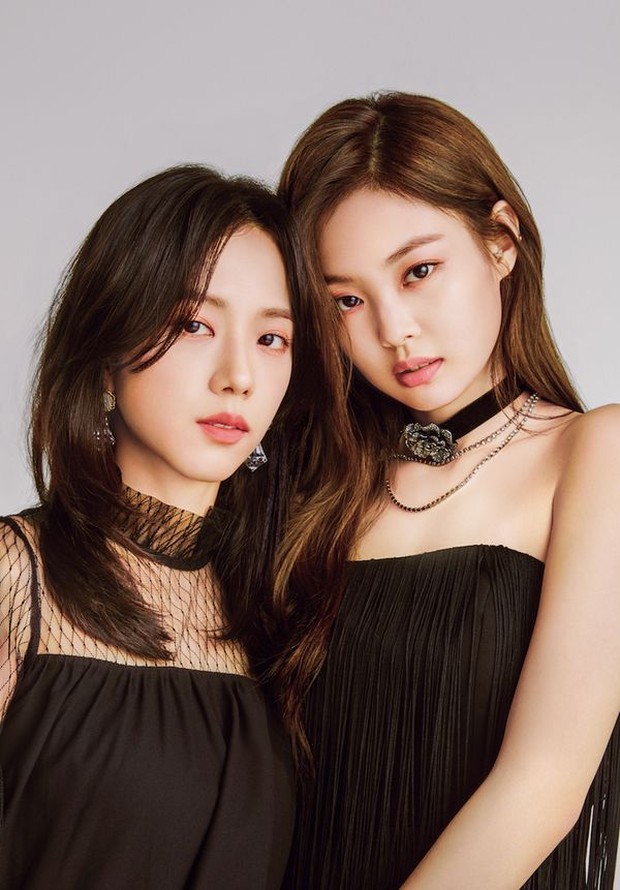 Giữa lúc dính tin hẹn hò, Jennie (BLACKPINK) thể hiện tình cảm, còn nói lời yêu nhưng người đó lại không phải G-Dragon - Ảnh 8. Giữa lúc dính tin hẹn hò, Jennie (BLACKPINK) thể hiện tình cảm, còn nói lời yêu nhưng người đó lại không phải G-Dragon - Ảnh 8.