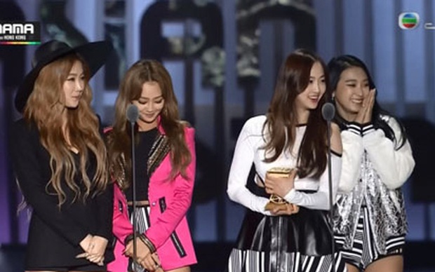 Nhìn lại trận chiến 7 năm trước giữa SNSD và 2NE1: Đối mặt với scandal huỷ hoại sự nghiệp, ai là bên chịu nhiều tổn thất hơn? - Ảnh 20.