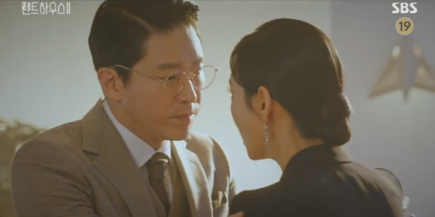 Penthouse 2 tập 4 bùng nổ drama và những cú lừa: Hội rich kid thua đau trước Ro Na, Yoon Hee thiết lập liên minh báo thù mới? - Ảnh 3.