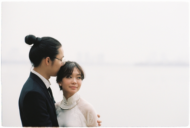 Dân FA trầm trồ vì bộ ảnh nhìn là biết Hà Nội của cặp đôi dễ thương, nên duyên nhờ inbox nhầm tận 3 lần - Ảnh 5. Dân FA trầm trồ vì bộ ảnh nhìn là biết Hà Nội của cặp đôi dễ thương, nên duyên nhờ inbox nhầm tận 3 lần - Ảnh 5.