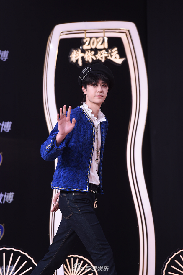 Siêu thảm đỏ khủng nhất Cbiz đầu năm: Nhiệt Ba gây sốc visual, Cúc Tịnh Y chặt chém đàn chị Angela Baby - Triệu Lệ Dĩnh - Ảnh 28.