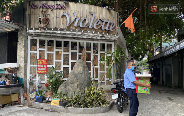 Cận cảnh quán cafe, quán ăn và tiệm massage ở Sài Gòn bị phong toả vì công chứng viên mắc Covid-19 từng ghé qua - Ảnh 6. Cận cảnh quán cafe, quán ăn và tiệm massage ở Sài Gòn bị phong toả vì công chứng viên mắc Covid-19 từng ghé qua - Ảnh 6.