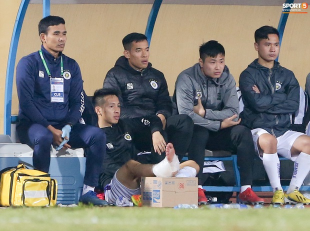 Hà Nội FC đang khủng hoảng, Quang Hải và đồng đội gặp vận may Dèjá vu - Ảnh 2.