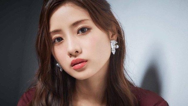 Biểu tượng nhan sắc số 1 Nhật Bản Satomi Ishihara dương tính với COVID-19 - Ảnh 2.