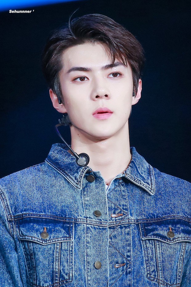 Không thể tin nổi đây chính là nam thần Sehun (EXO): Phát tướng, xuống sắc đến mức khiến MXH Trung - Hàn chấn động - Ảnh 5. Không thể tin nổi đây chính là nam thần Sehun (EXO): Phát tướng, xuống sắc đến mức khiến MXH Trung - Hàn chấn động - Ảnh 5.