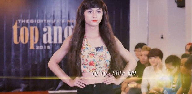 Tường Vi đứng hình 3 giây khi xem lại ảnh thời chưa chuyển giới: Tính ra không có sửa mà khác nhau quá à - Ảnh 3. Tường Vi đứng hình 3 giây khi xem lại ảnh thời chưa chuyển giới: Tính ra không có sửa mà khác nhau quá à - Ảnh 3.