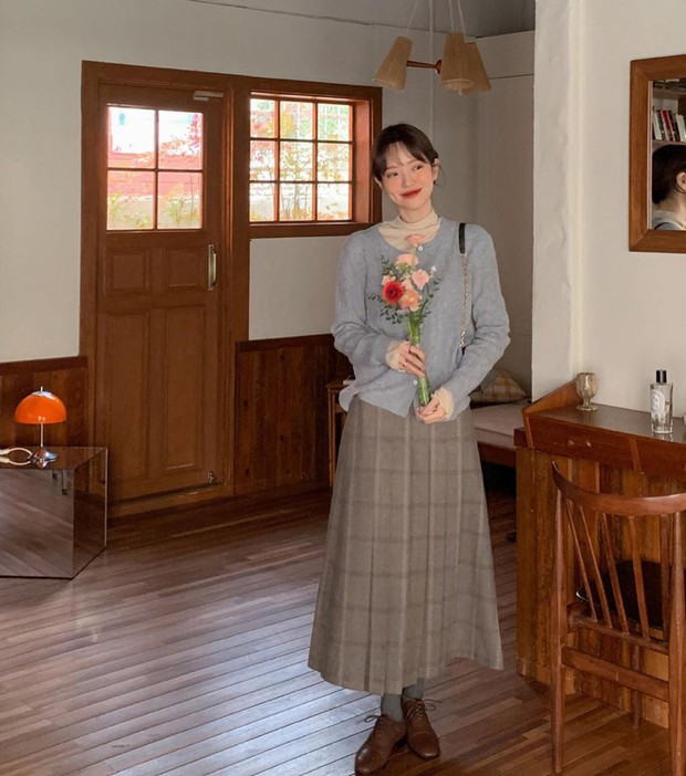 Diện váy theo những công thức chuẩn Hàn này là suốt mấy ngày Tết bạn sẽ đều có outfit đẹp để du Xuân - Ảnh 5.