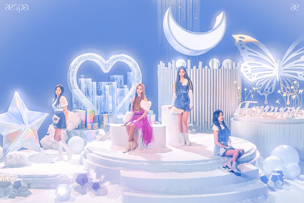 Từ MV Halloween ra trễ cả tháng của Red Velvet đến MV Giáng sinh của aespa ra mắt dịp Tết mới thấy SM sống ở chiều không gian khác! - Ảnh 7. Từ MV Halloween ra trễ cả tháng của Red Velvet đến MV Giáng sinh của aespa ra mắt dịp Tết mới thấy SM sống ở chiều không gian khác! - Ảnh 7.