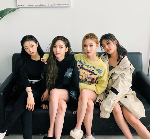 aespa rất chăm dùng mỹ phẩm bình dân, các nàng vào hóng ngay hàng loạt món ngon bổ rẻ - Ảnh 2.