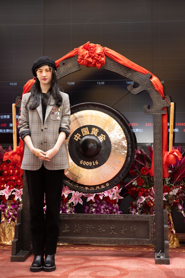 Lưu Diệc Phi lần đầu lộ diện sau tin đồn mang thai với vòng 2 gây nghi ngờ, Hồ Ca cũng có động thái giữa lùm xùm - Ảnh 2.