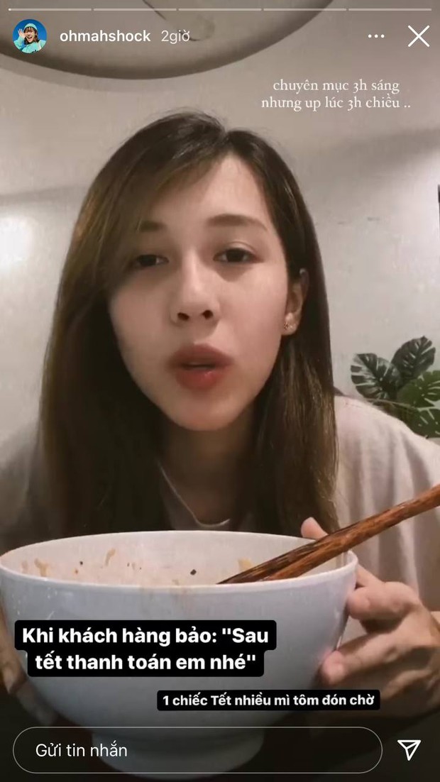 Hậu Hoàng khổ sở vừa mukbang mì tôm vừa giải thích tin đồn kiếm về 10 tỷ đồng/ tháng - Ảnh 1.