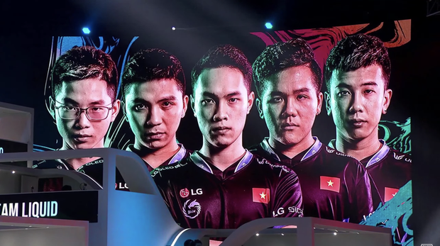 PGI.S 2021 ngày 2: LG Divine thi đấu ổn định bám sát top 4, DXG dần bắt kịp nhịp độ - Ảnh 1.