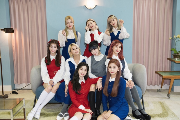 Mật báo Kbiz: Song Hye Kyo hẹn hò Song Seung Hun, Jungkook - Mark cùng yêu mỹ nhân TWICE, nhưng tất cả chưa choáng bằng Park Bom - Ảnh 4.