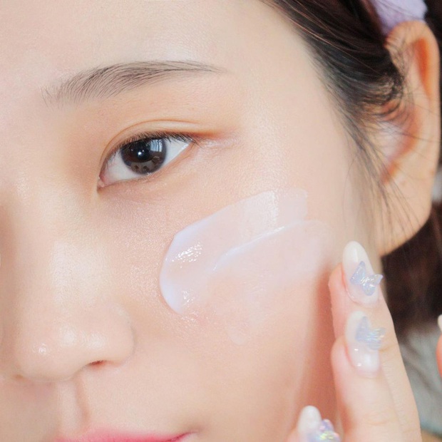 Bác sĩ chỉ ra 4 quan điểm skincare sai của chị em, không giác ngộ ngay thì Tết năm sau da cũng chẳng khá được - Ảnh 1. Bác sĩ chỉ ra 4 quan điểm skincare sai của chị em, không giác ngộ ngay thì Tết năm sau da cũng chẳng khá được - Ảnh 1.
