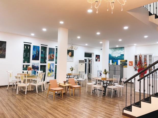 Lý Nhã Kỳ giàu có thế nào: Bạch dinh dát vàng, biệt phủ rộng 10000m2, mới nhất là biệt thự 4 tầng hoành tráng - Ảnh 2.