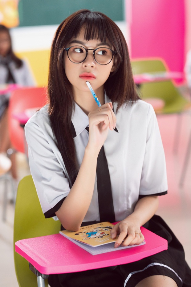 Sau 12 giờ lên sóng, MV của Phí Phương Anh nhận dislike gấp đôi lượt like riêng sản phẩm debut thu về cả rổ - Ảnh 2.