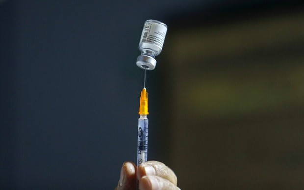 Hành trình vaccine thần kỳ của Israel: Tiêm nhanh và thành công nhất thế giới, và giờ nhân loại đang trông chờ vào đó - Ảnh 3.